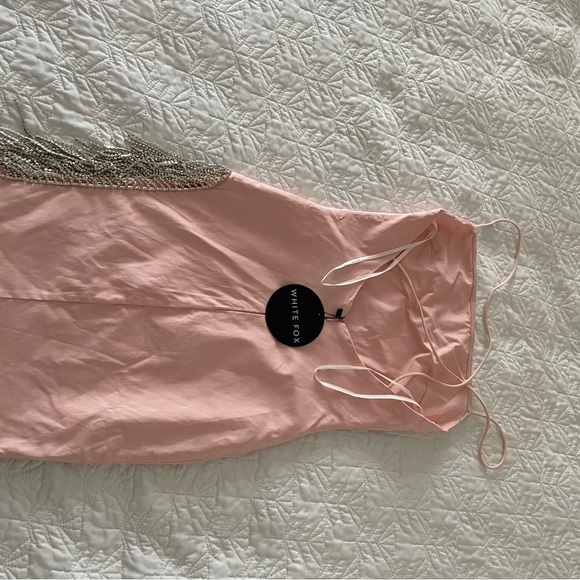 White Fox Boutique Come Back Mini Dress in Pink size XS - Picture 3 of 9